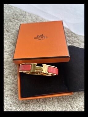 Hermes Clic H Bracelet Gold Hardware Coral Pink Enamel Bangle Size PM Box Pouch